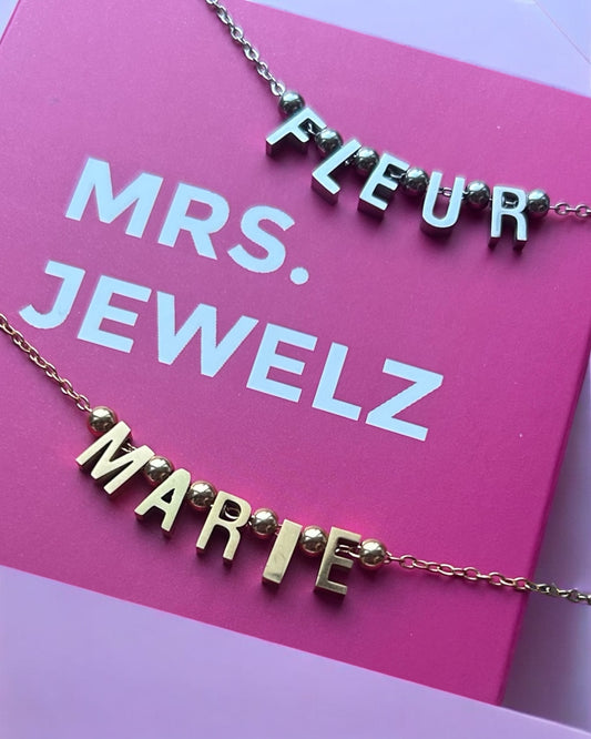 Letter ketting Marie